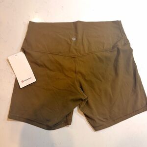 NWT Lululemon Align High-Rise Short 6” size 14